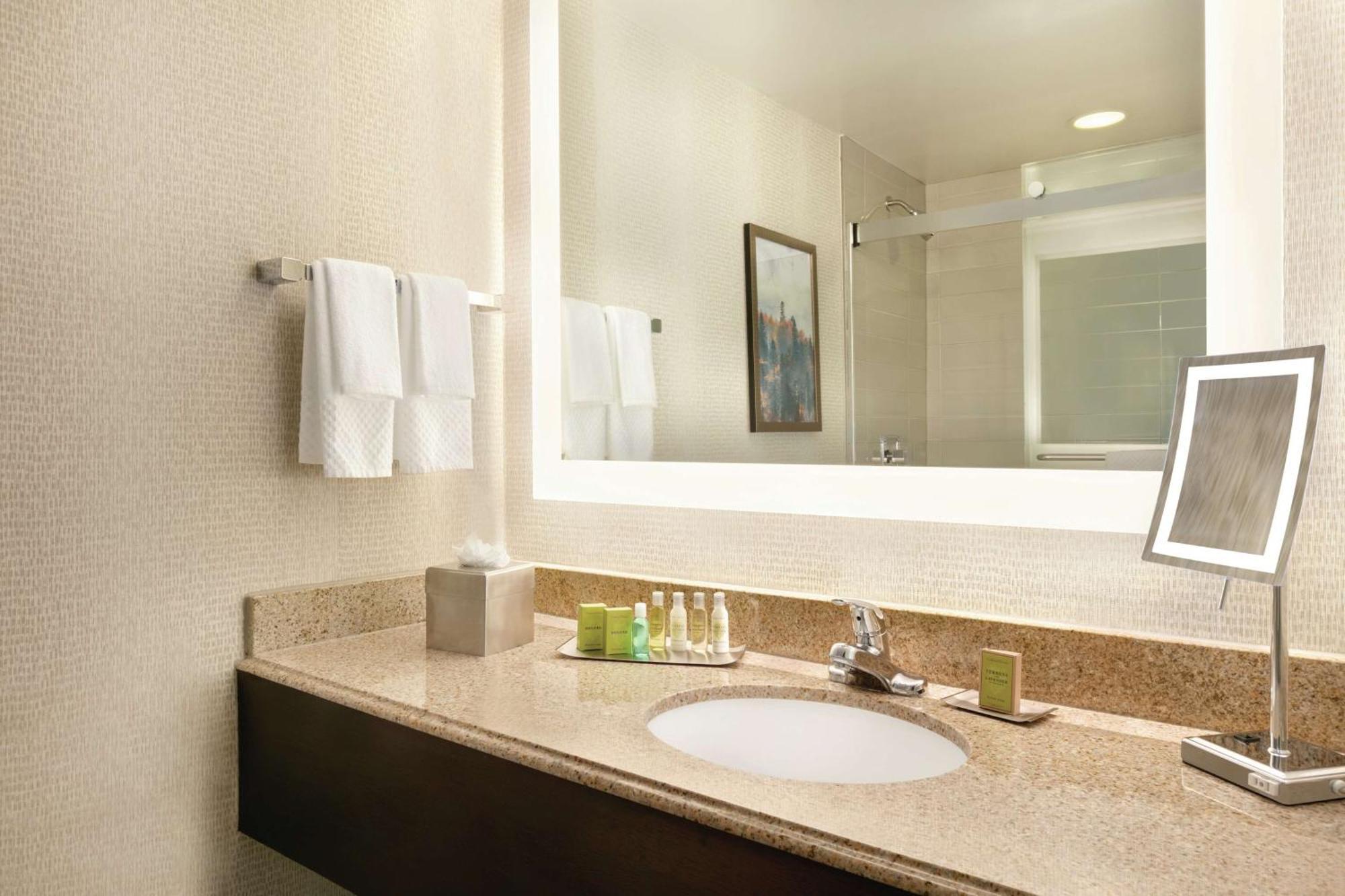 Doubletree By Hilton Atlanta Northeast/Northlake Tucker Extérieur photo